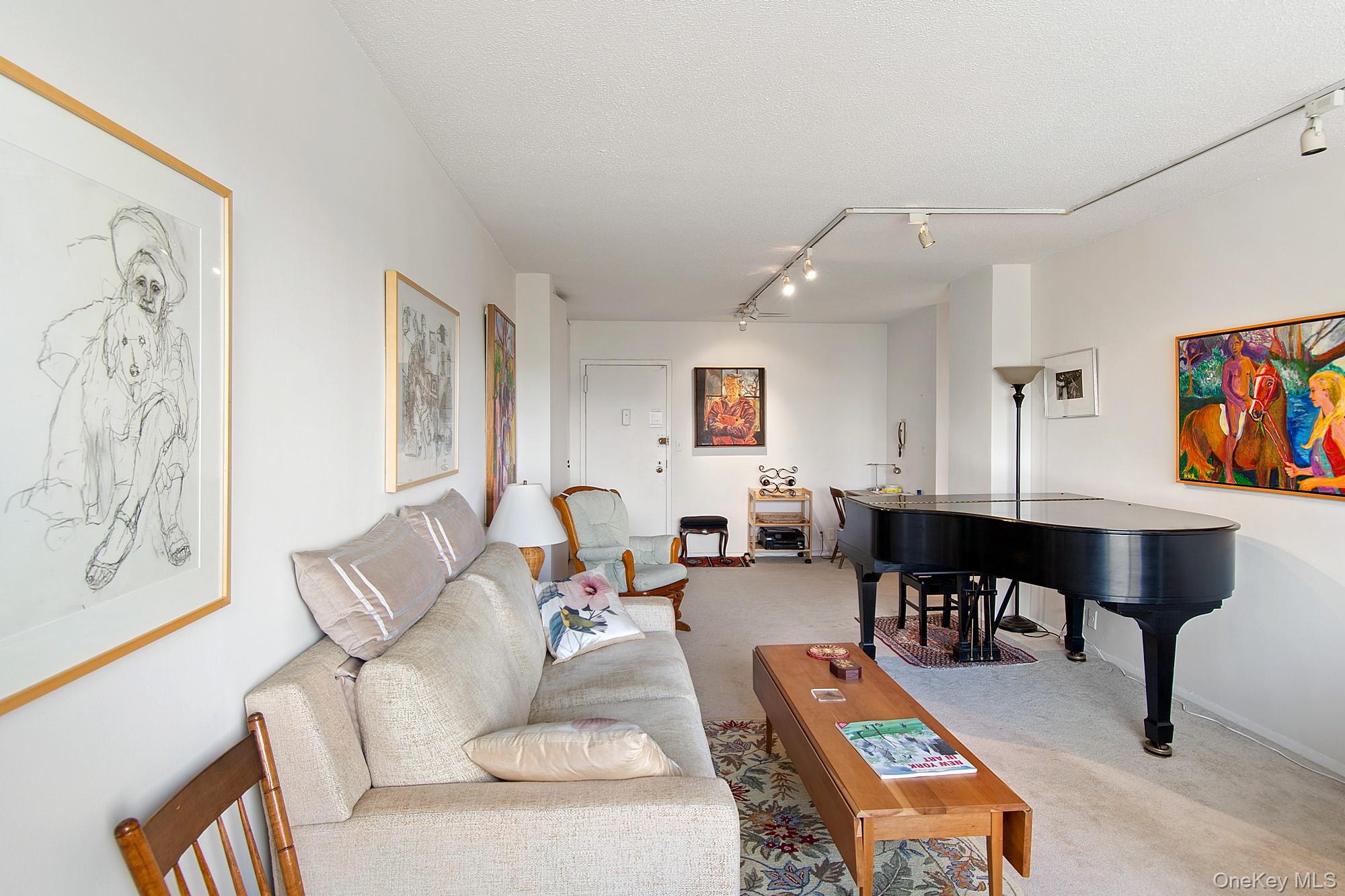 #7 photo, 2400 Johnson Avenue, 布朗士 Bronx , NY 10463