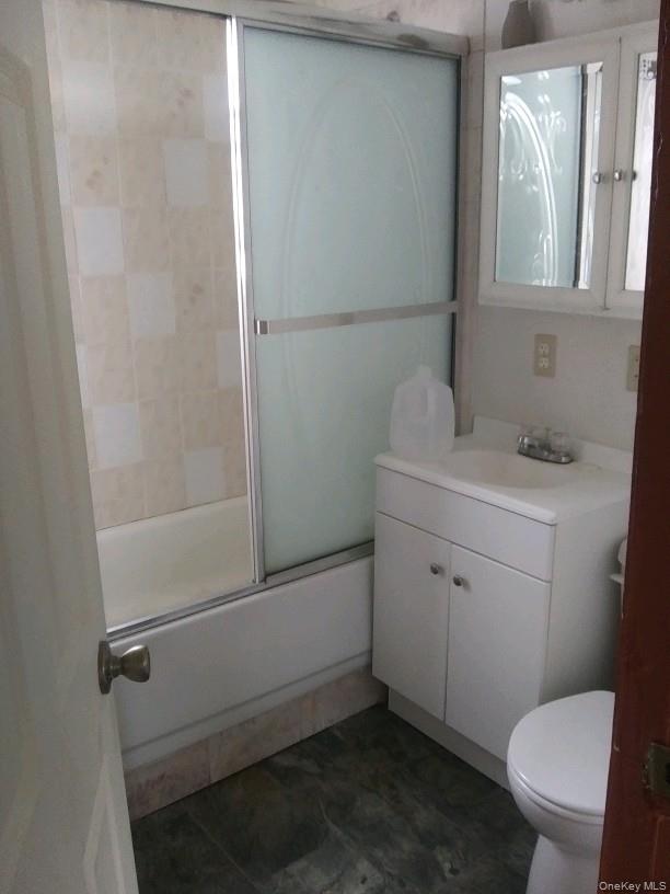 #7 photo, 156 N Clinton Street, Poughkeepsie , NY 12601