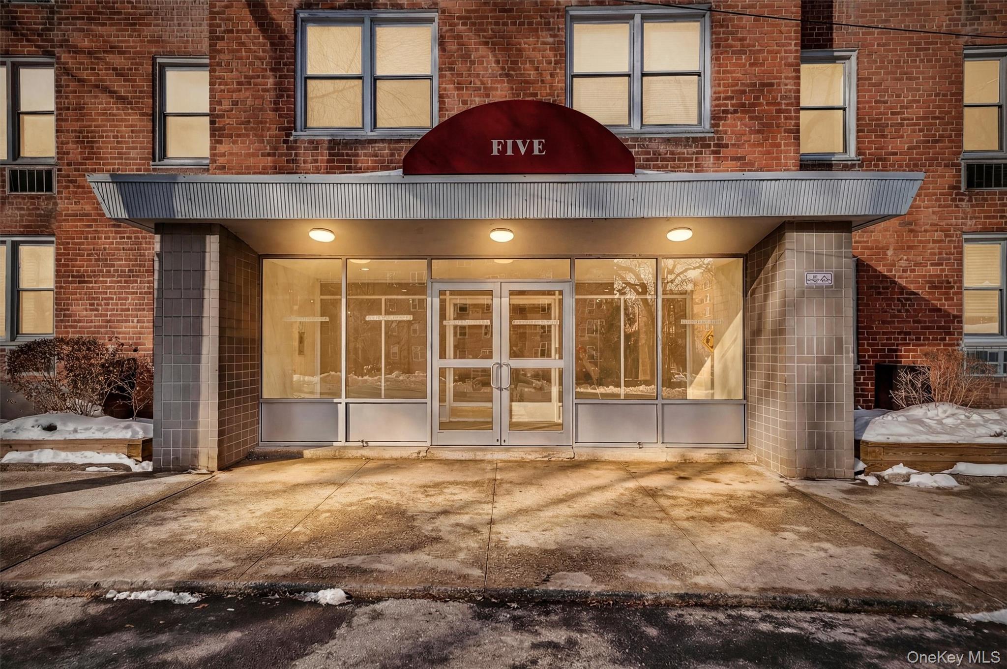 #13 photo, 5 Sadore Lane, Yonkers , NY 10710