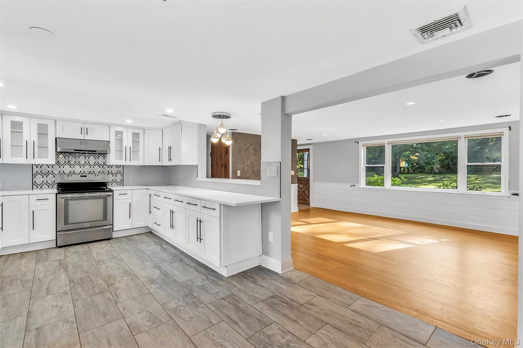 #14 photo, 8 West Lane, South Salem , NY 10590