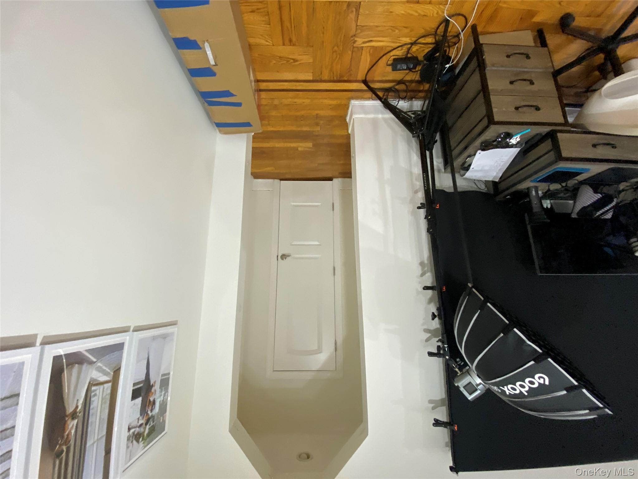 #7 photo, 37-21 80th Street, 뉴욕퀸즈 Jackson Heights , NY 11372