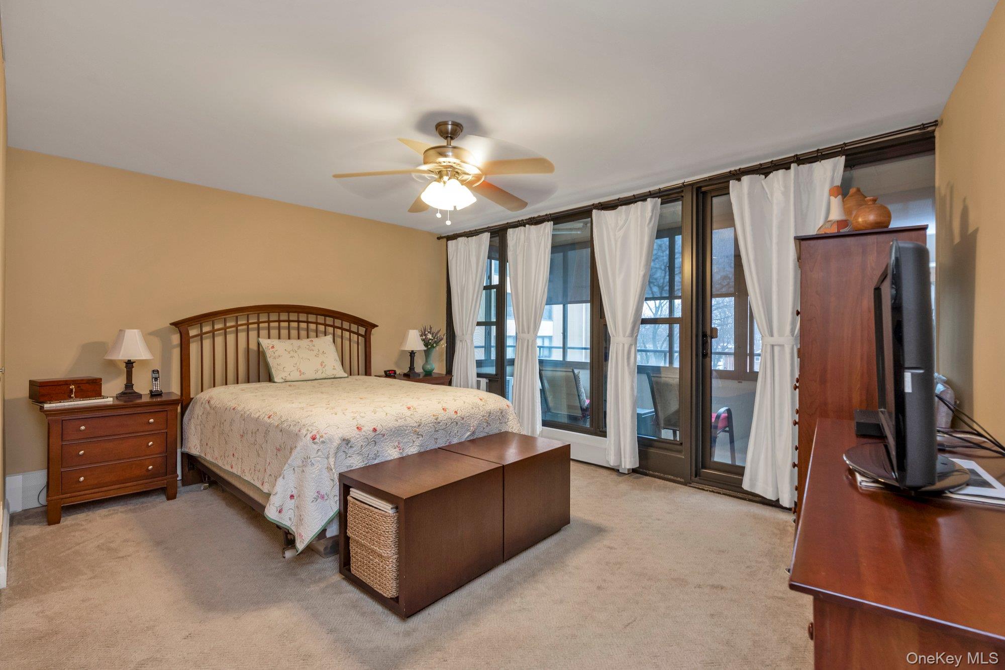 #10 photo, 162 20 9 Avenue, كوينز Beechhurst , NY 11357