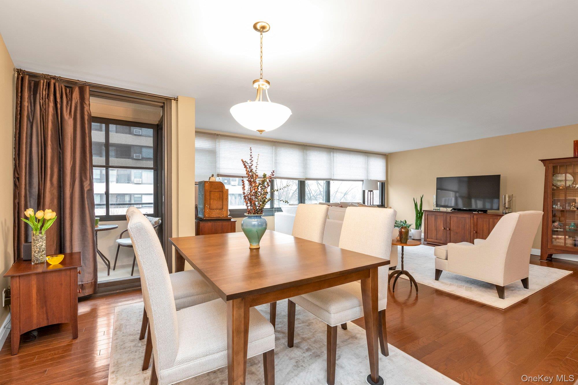 #5 photo, 162 20 9 Avenue, كوينز Beechhurst , NY 11357