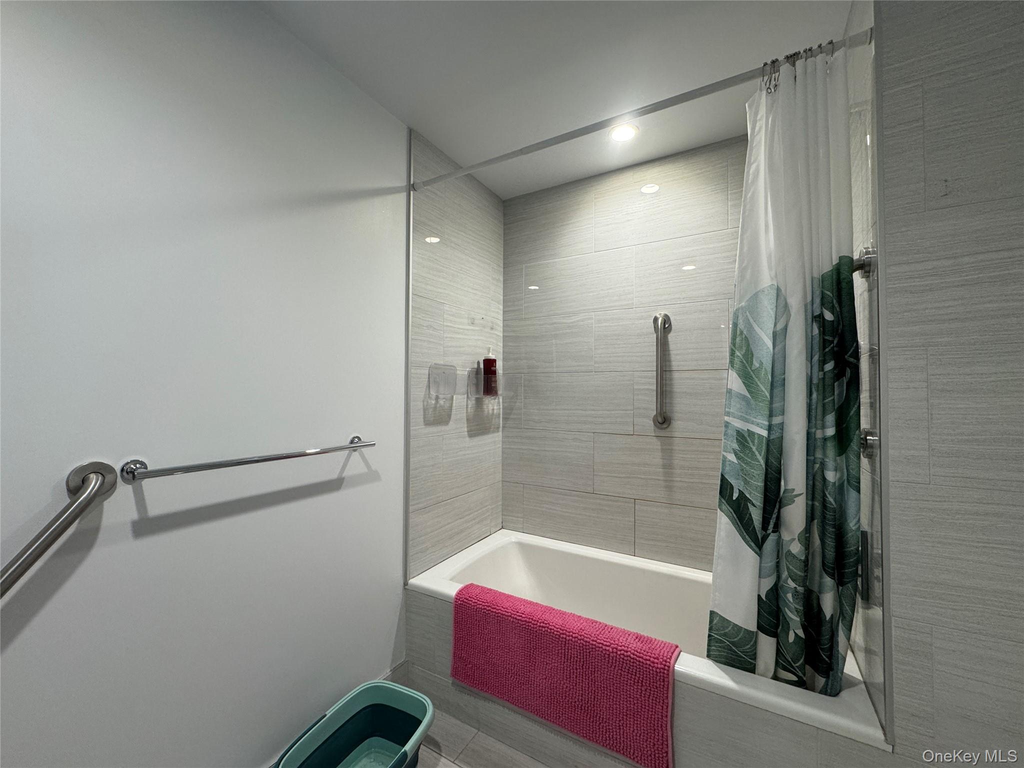 #6 photo, 13103 40th Road, Flushing , NY 11354