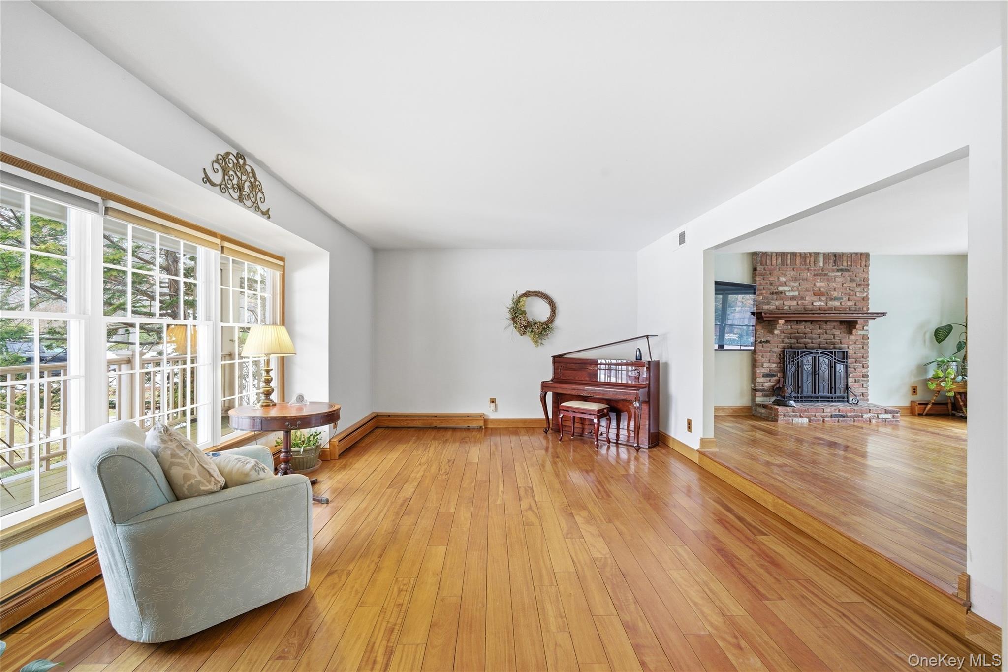 #18 photo, 15 Stacy Drive, سوفولك Port Jefferson Station , NY 11776