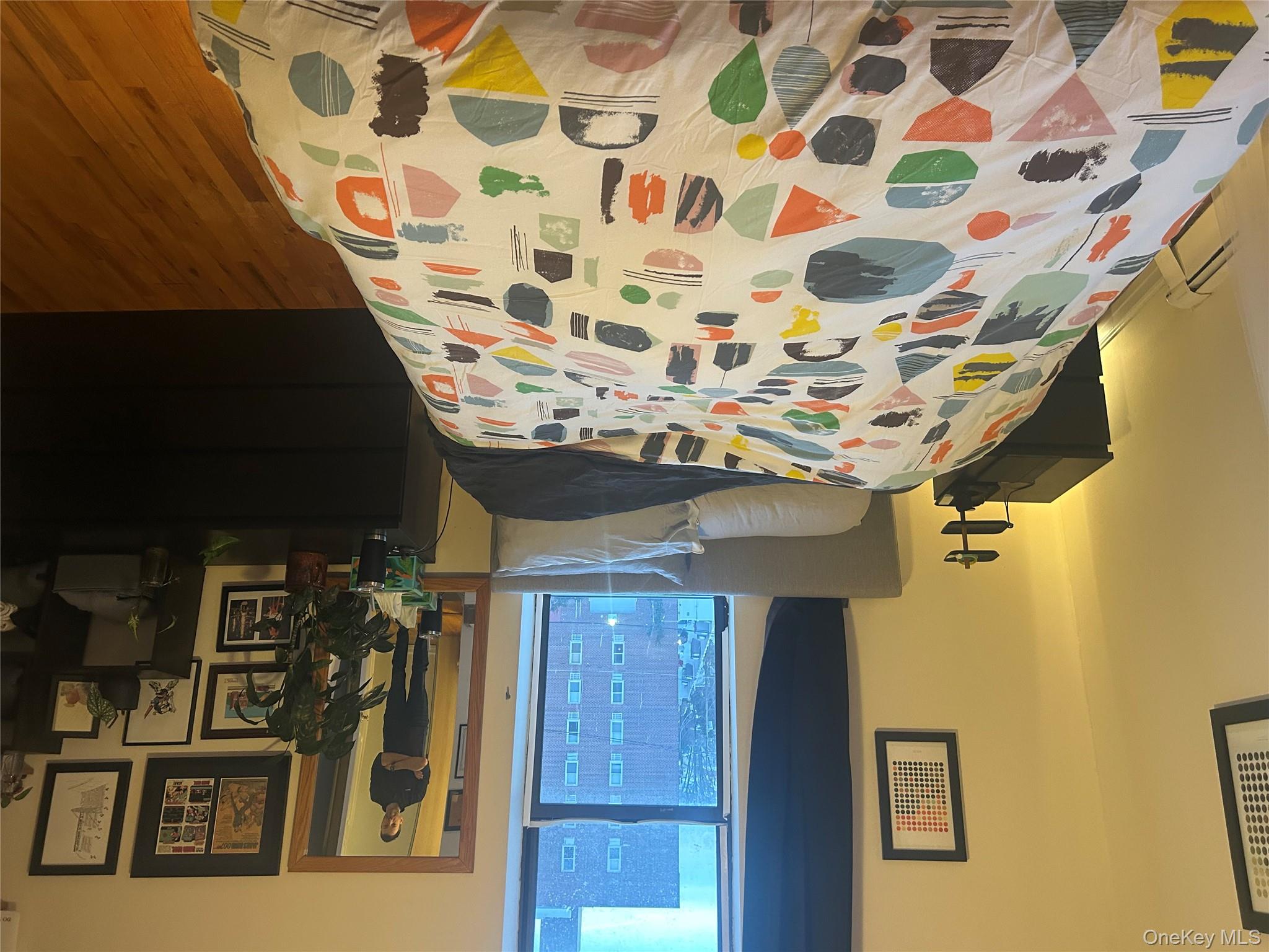 #16 photo, 25 W Broadway, Long Beach , NY 11561