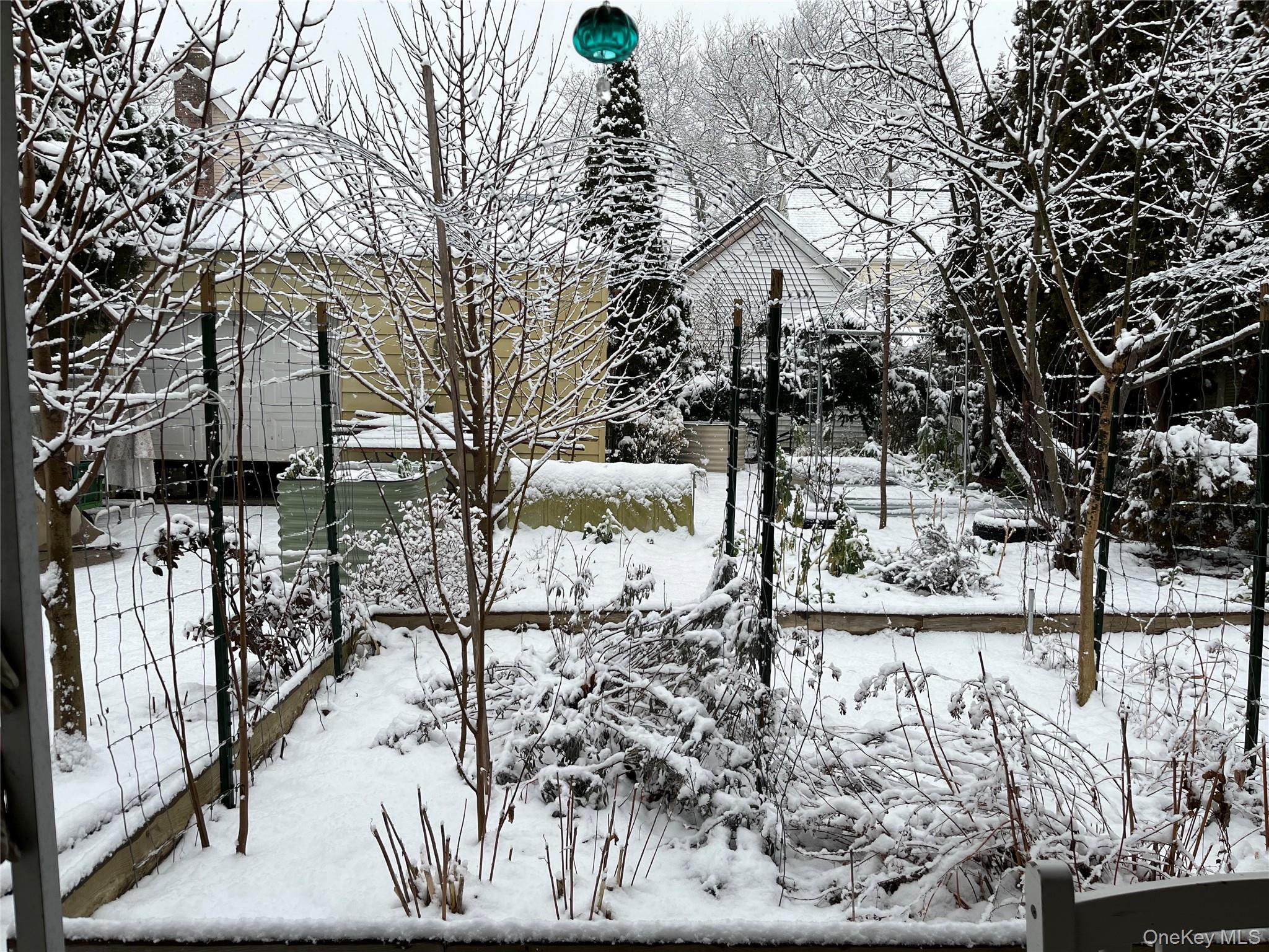 #15 photo, 52 Park Avenue, Williston Park , NY 11596