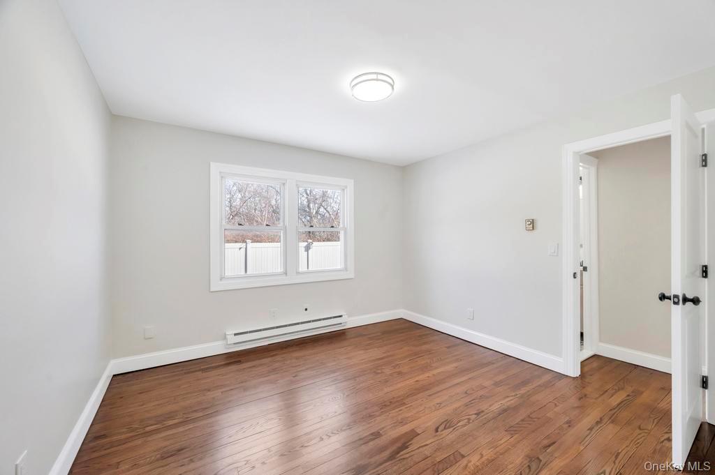 #23 photo, 2066 Lakeview Road, #A, 롱 아일랜드 Bellmore , NY 11710