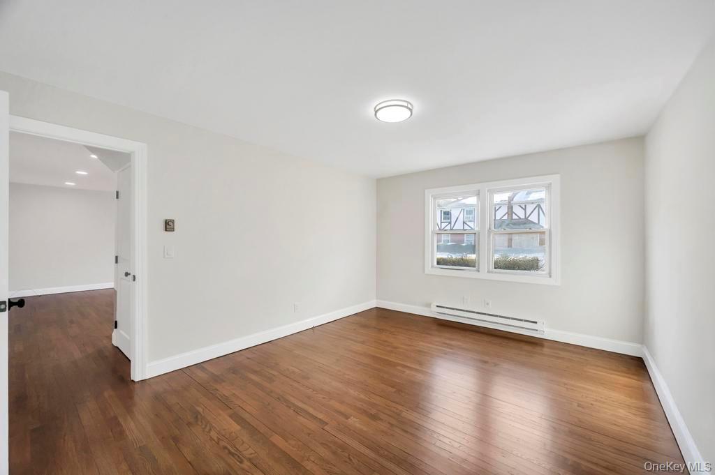 #27 photo, 2066 Lakeview Road, #A, 롱 아일랜드 Bellmore , NY 11710