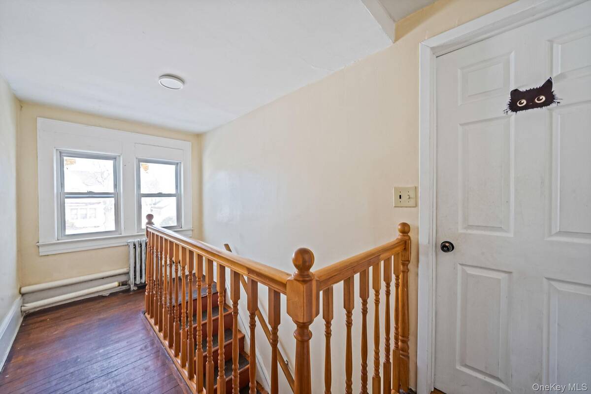 #13 photo, 44 Nassau Parkway, Hempstead , NY 11550