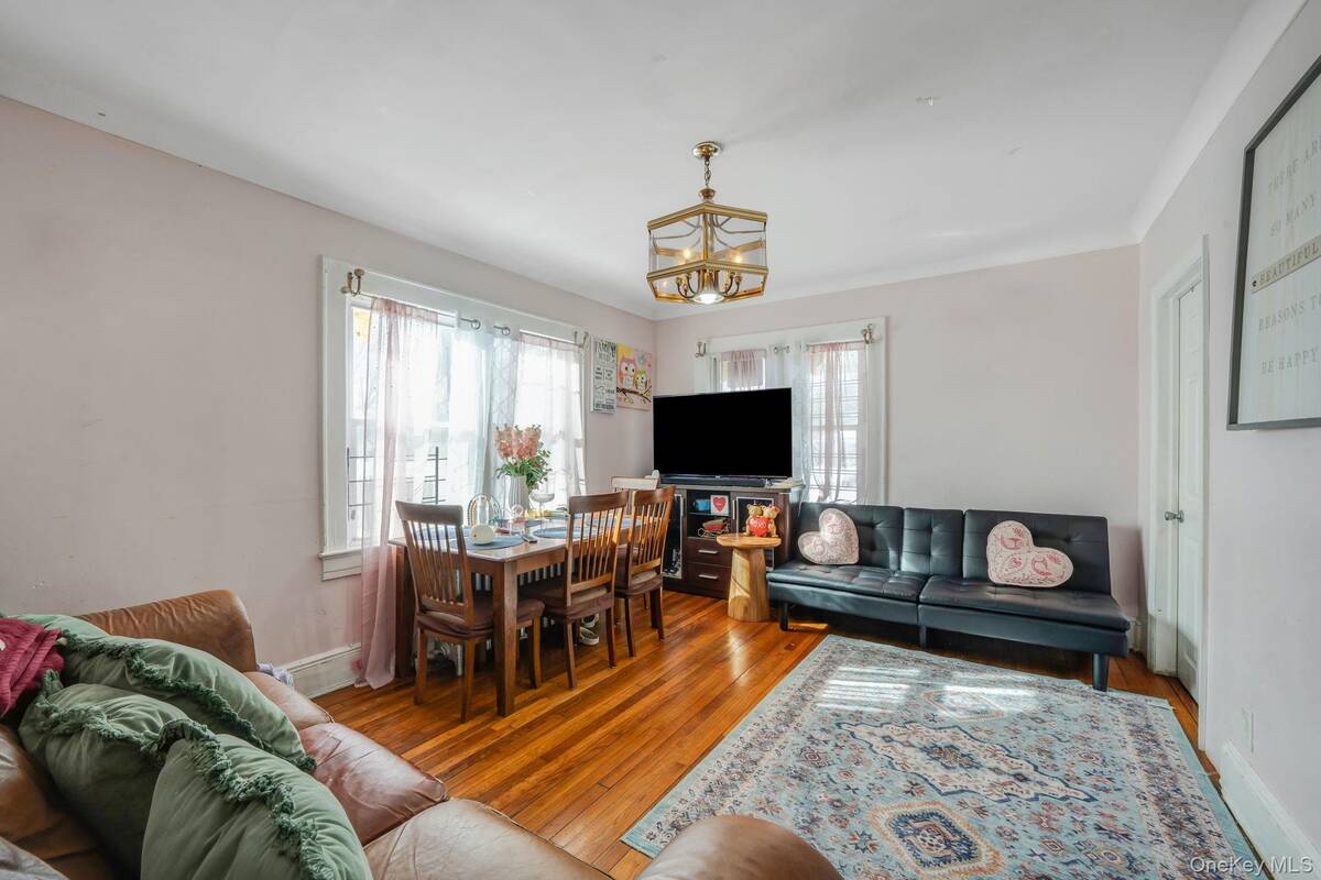 #5 photo, 44 Nassau Parkway, Hempstead , NY 11550