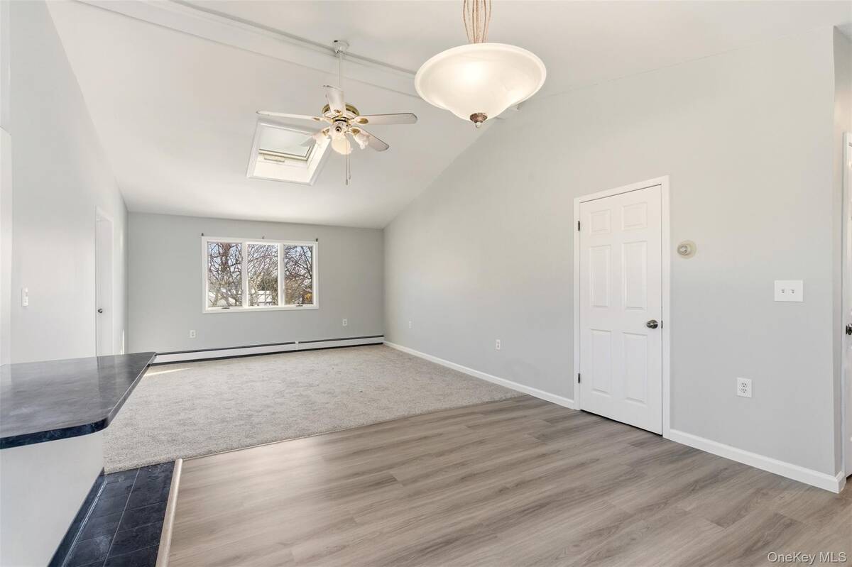 #25 photo, 25 Whitetail Lane, Commack , NY 11725