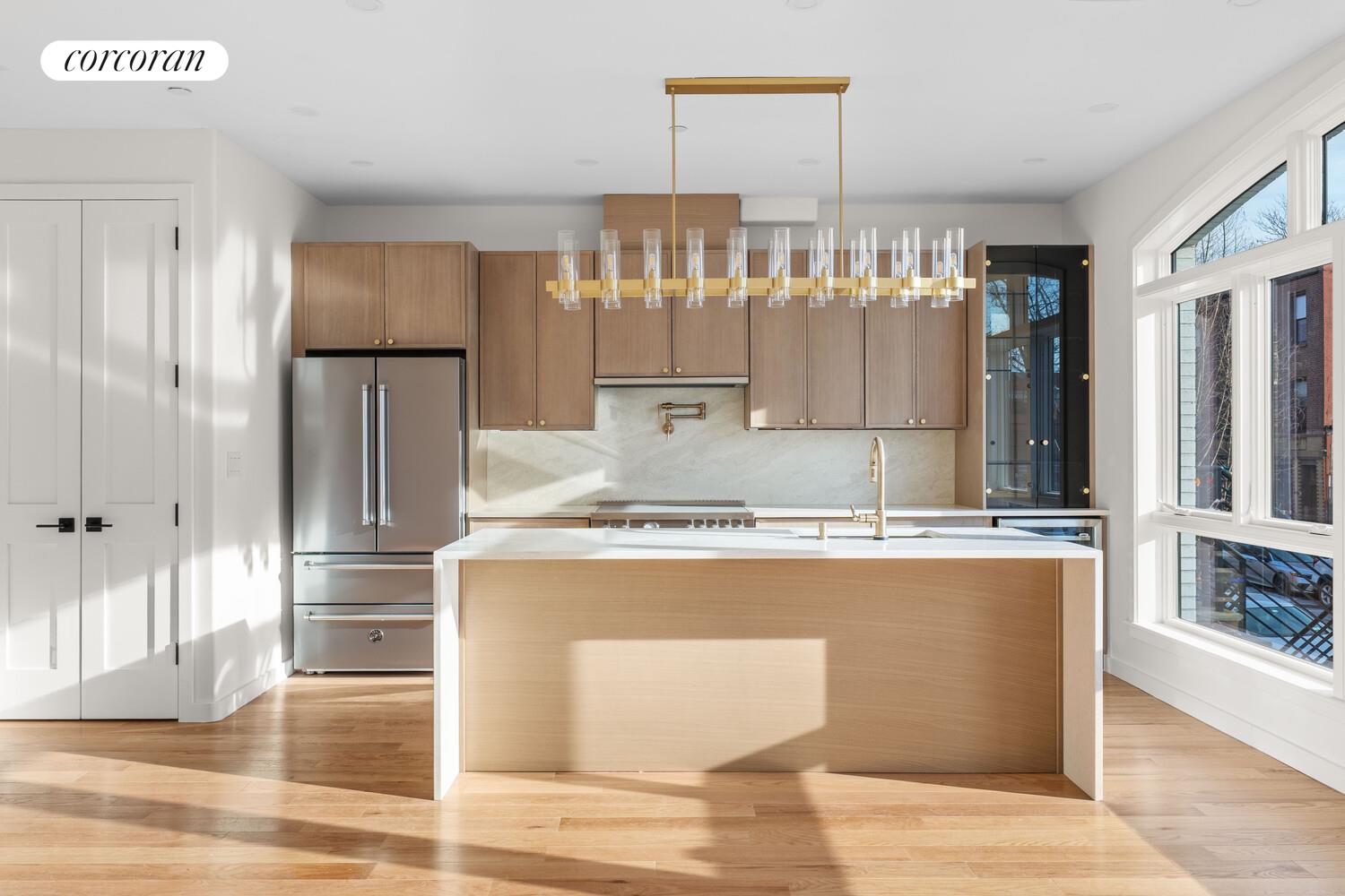 #7 photo, 41 SUMMIT Street, Carroll Gardens , NY 11231