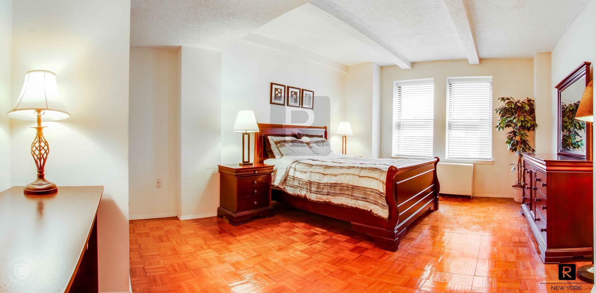 #4 photo, New York City, Midtown West , NY 10019