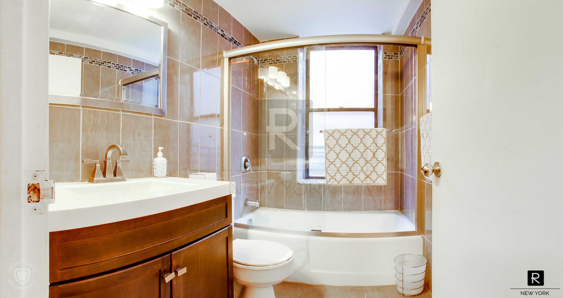 #6 photo, New York City, Midtown West , NY 10019