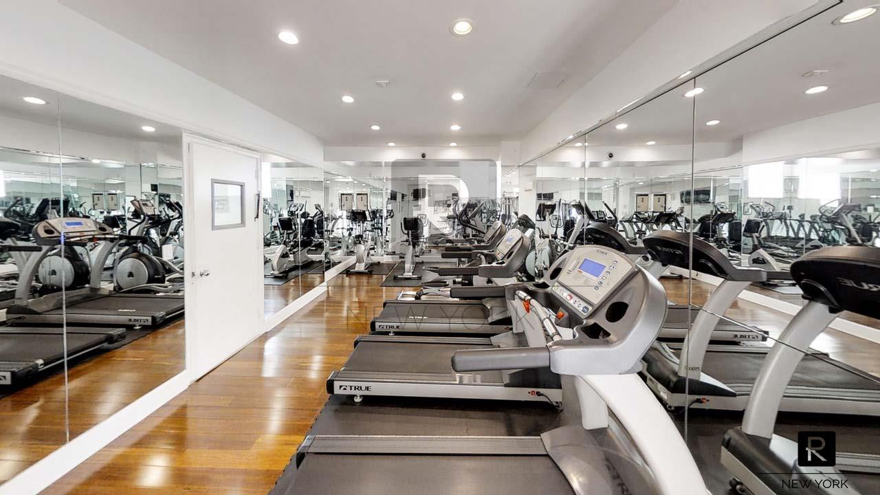 #9 photo, New York City, Midtown West , NY 10019