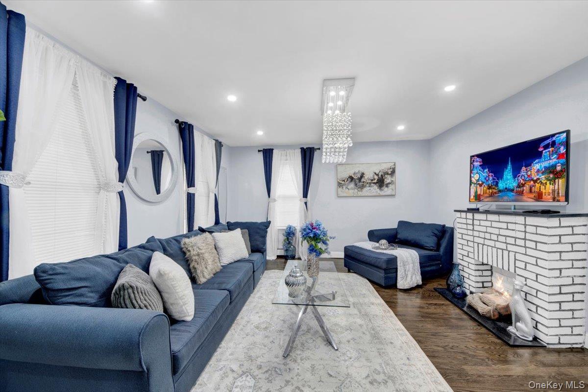 #14 photo, 75 W Kingsbridge Road, Mount Vernon , NY 10550