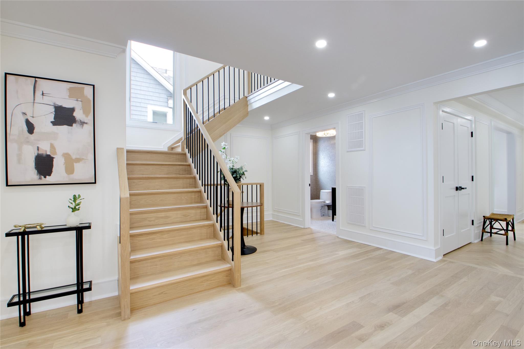 #16 photo, 30 4th Street, Manhasset , NY 11030