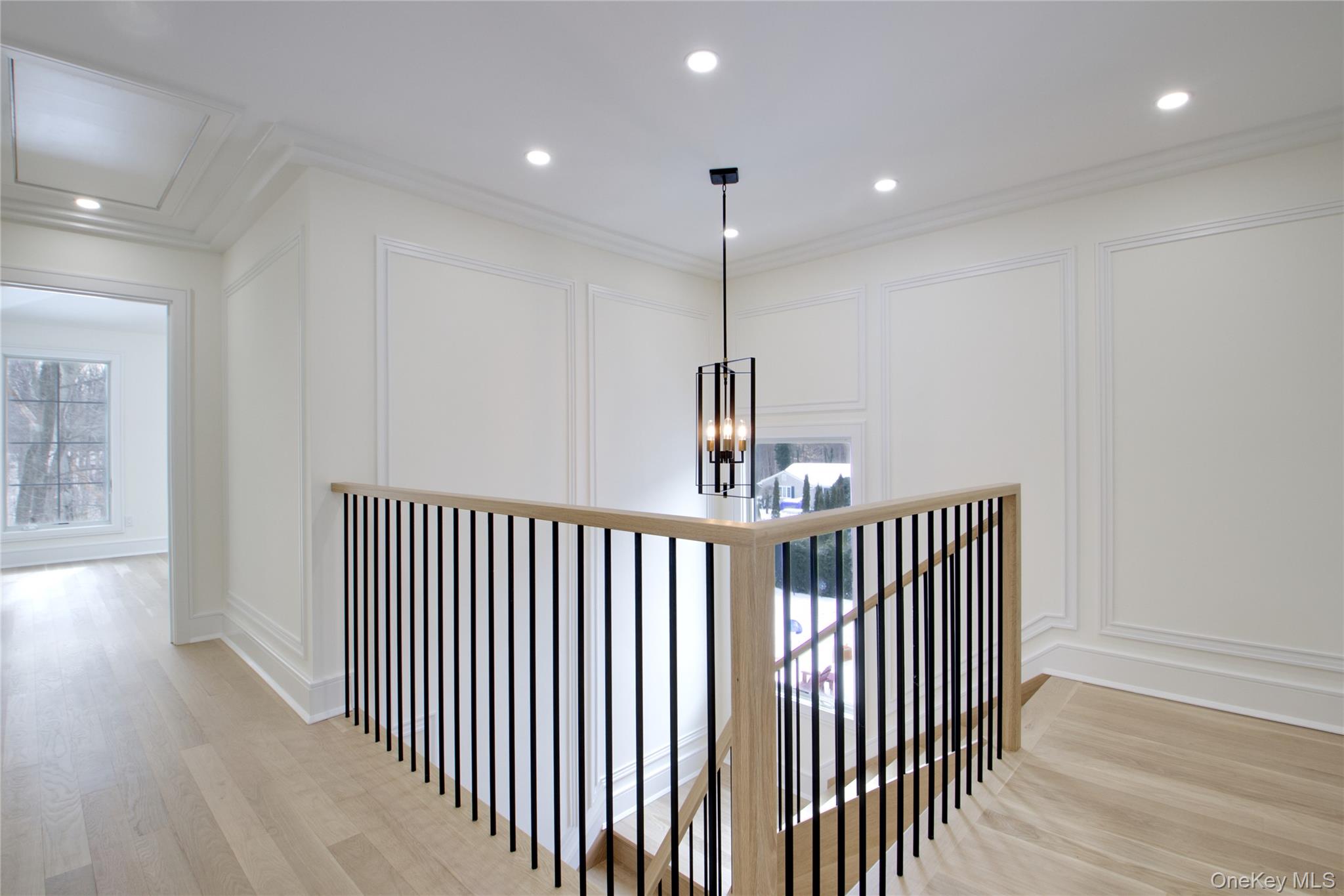 #18 photo, 30 4th Street, Manhasset , NY 11030