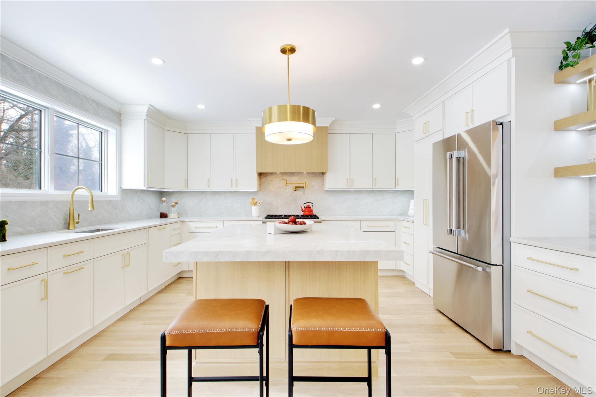 #5 photo, 30 4th Street, Manhasset , NY 11030