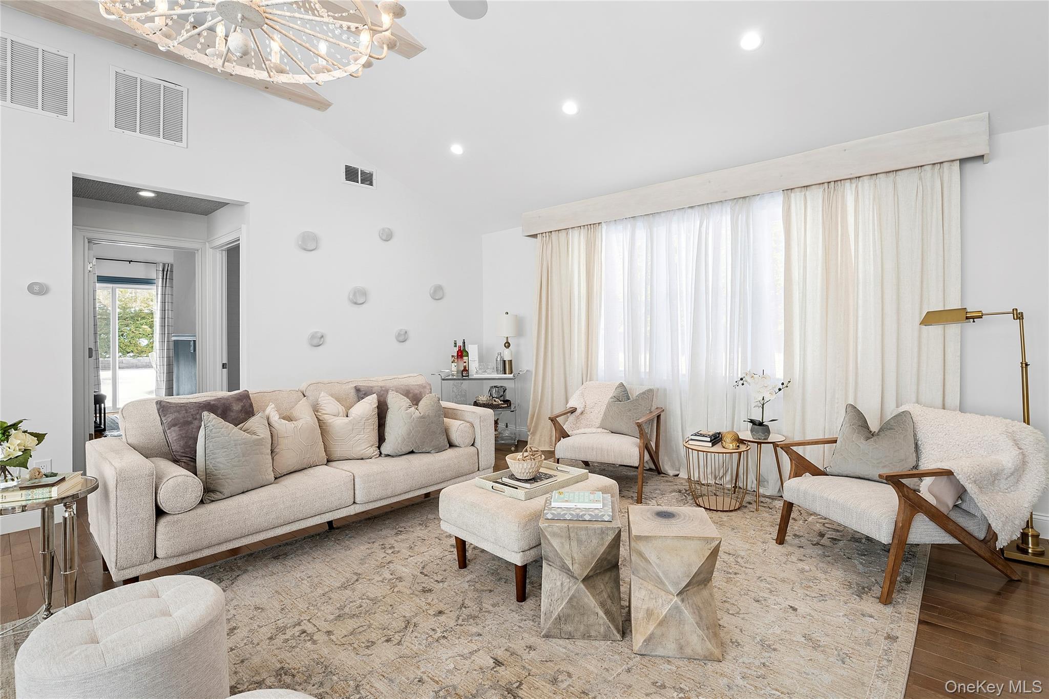 #3 photo, 11 Huckleberry Lane, Hampton Bays , NY 11946