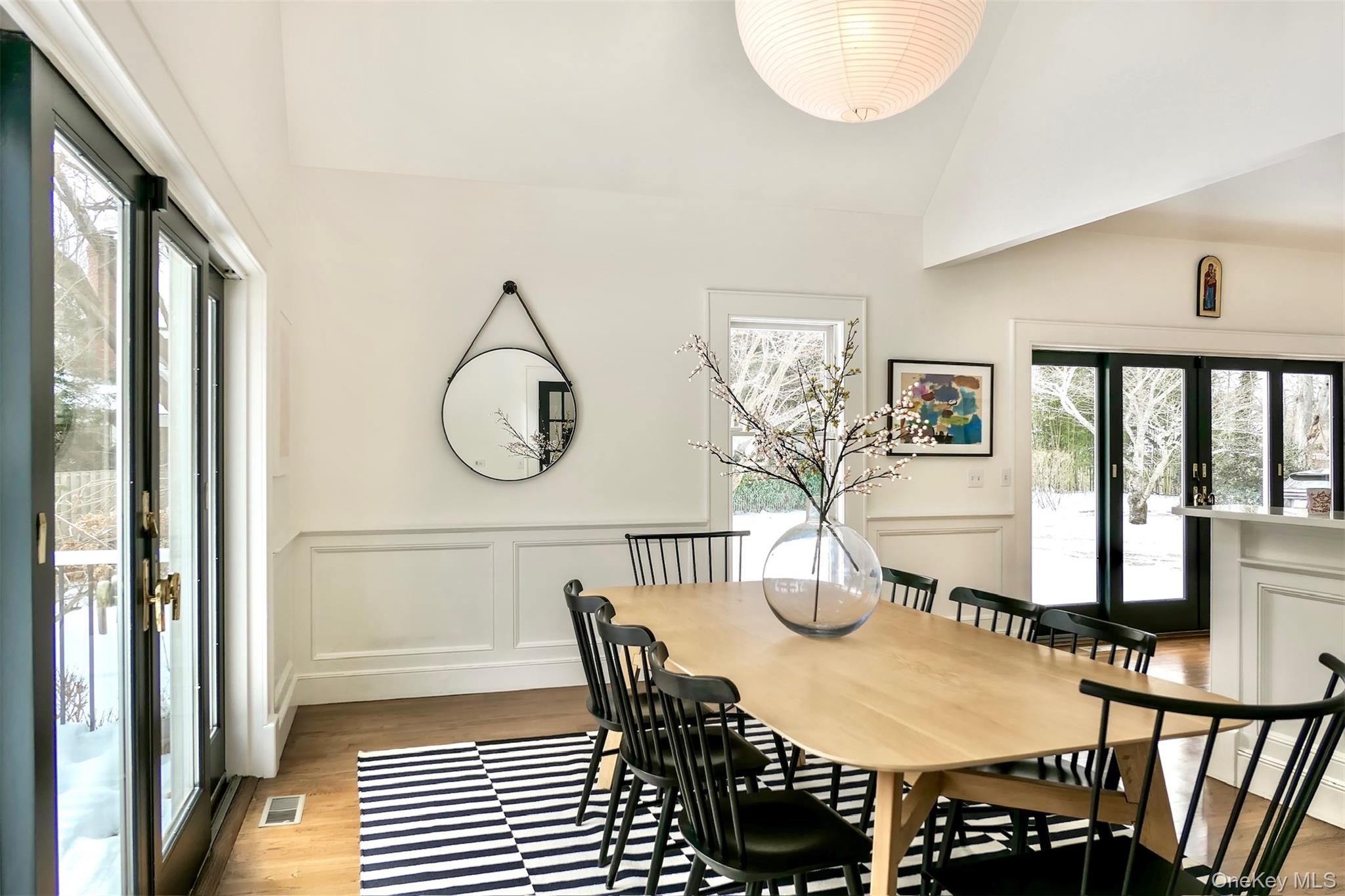 #11 photo, 70 S Country Road, Bellport Village , NY 11713