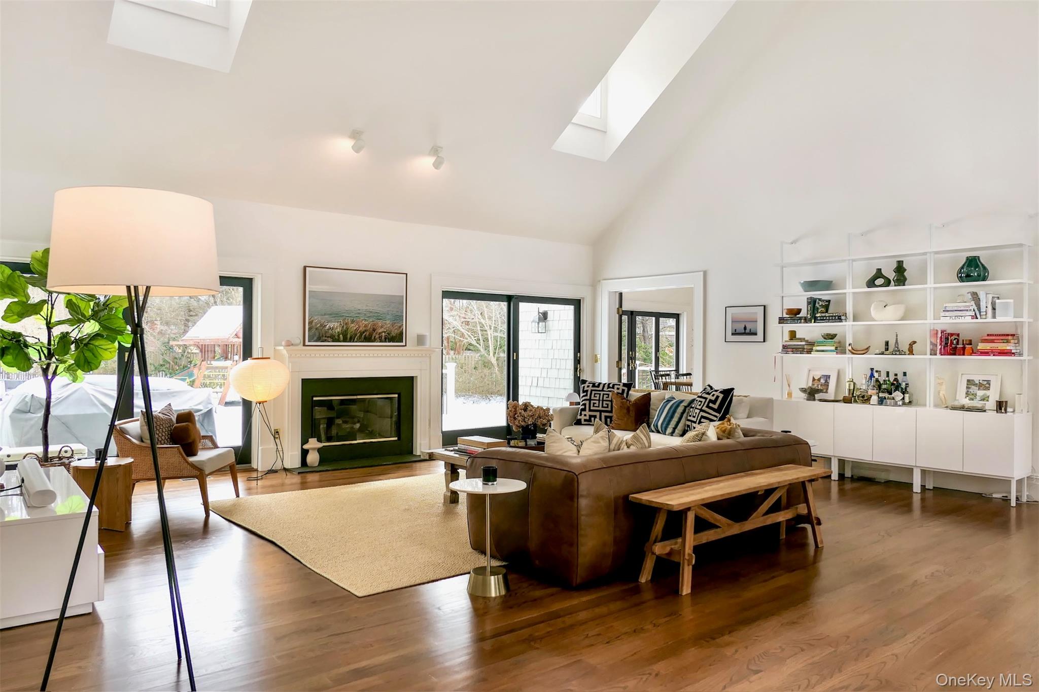 #5 photo, 70 S Country Road, Bellport Village , NY 11713