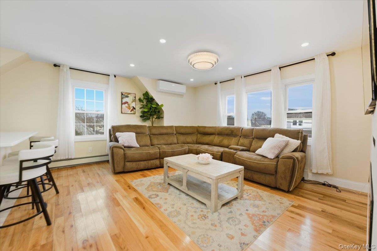 #11 photo, 66 Elm Street, Valley Stream , NY 11580