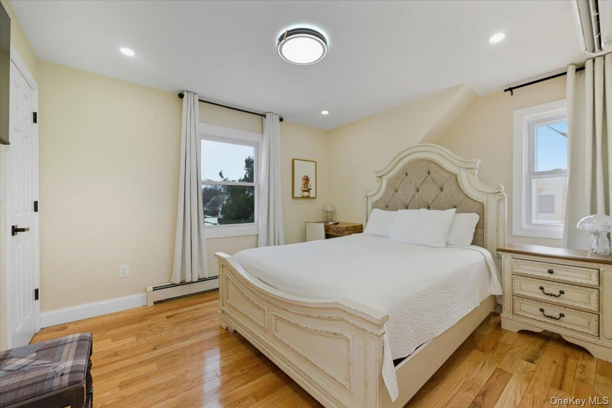 #17 photo, 66 Elm Street, Valley Stream , NY 11580