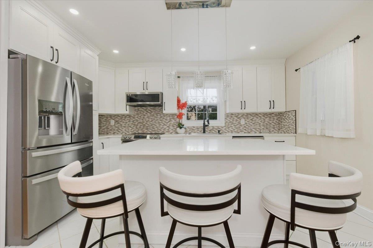 #4 photo, 66 Elm Street, Valley Stream , NY 11580