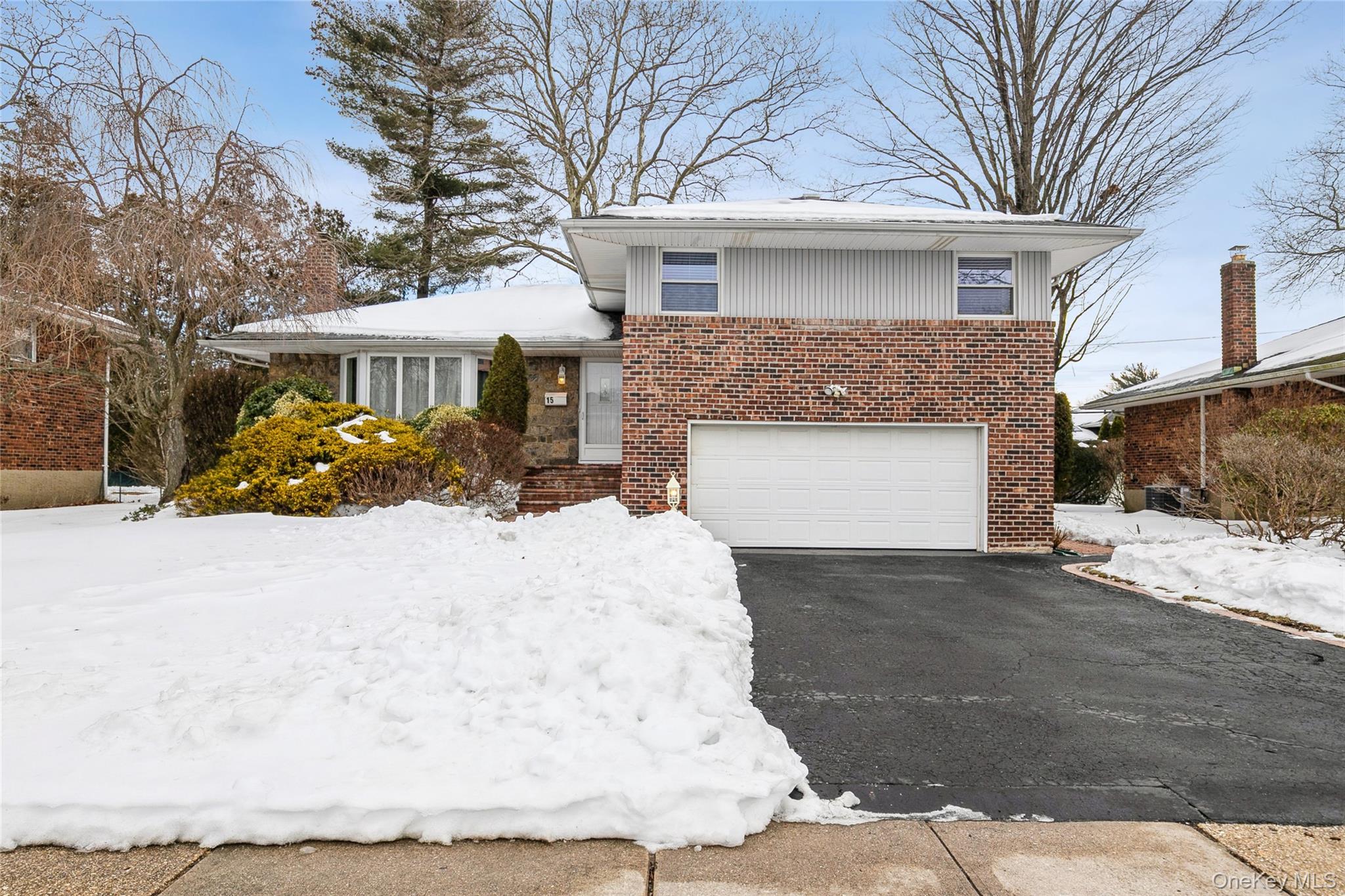 #1 photo, 15 Center Drive, Syosset , NY 11791