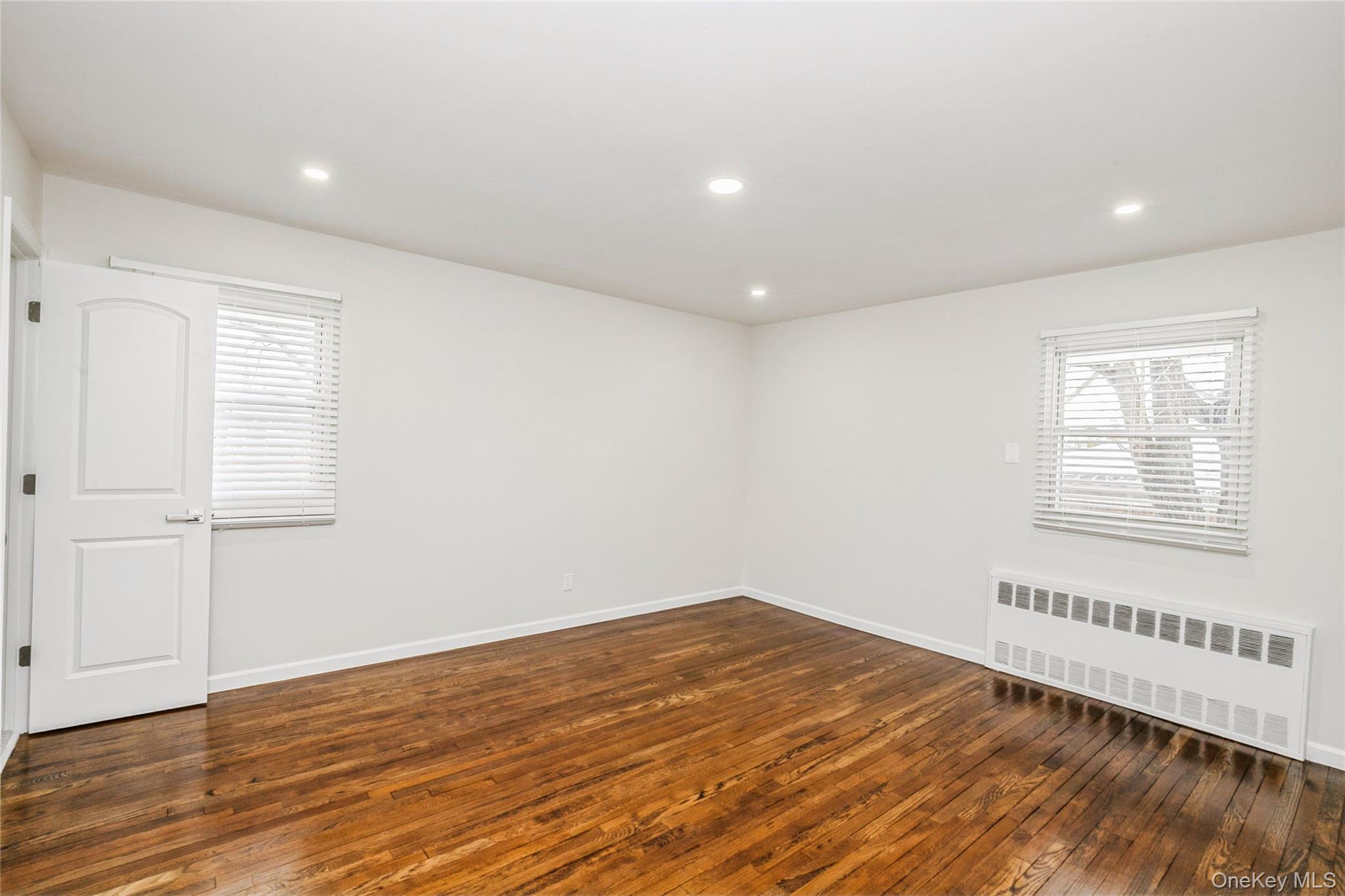 #15 photo, 15 Center Drive, Syosset , NY 11791