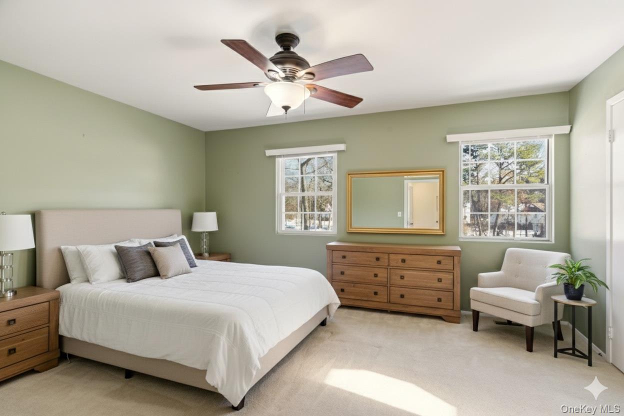 #17 photo, 5 Deer Path, Coram , NY 11727