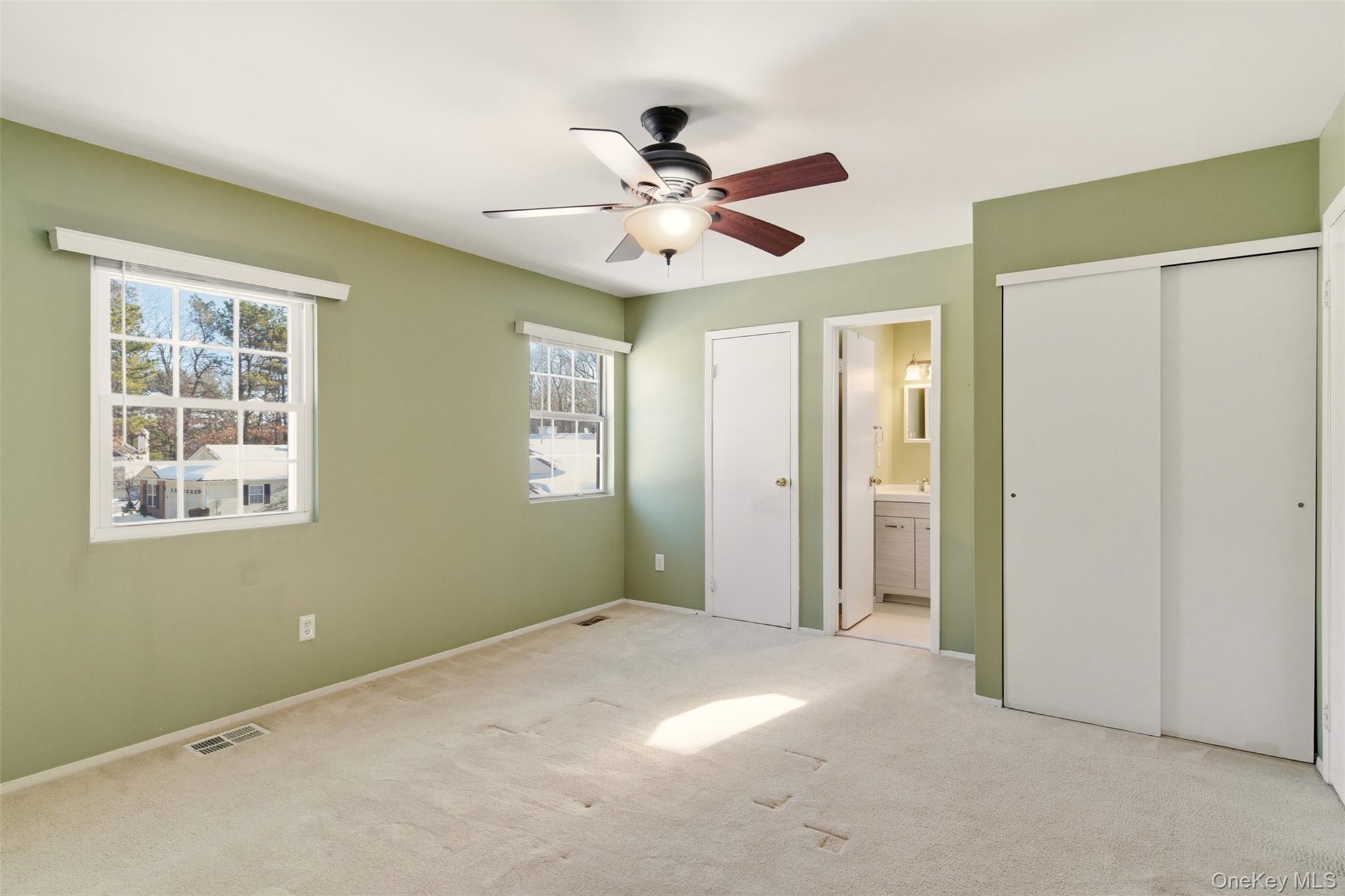 #18 photo, 5 Deer Path, Coram , NY 11727