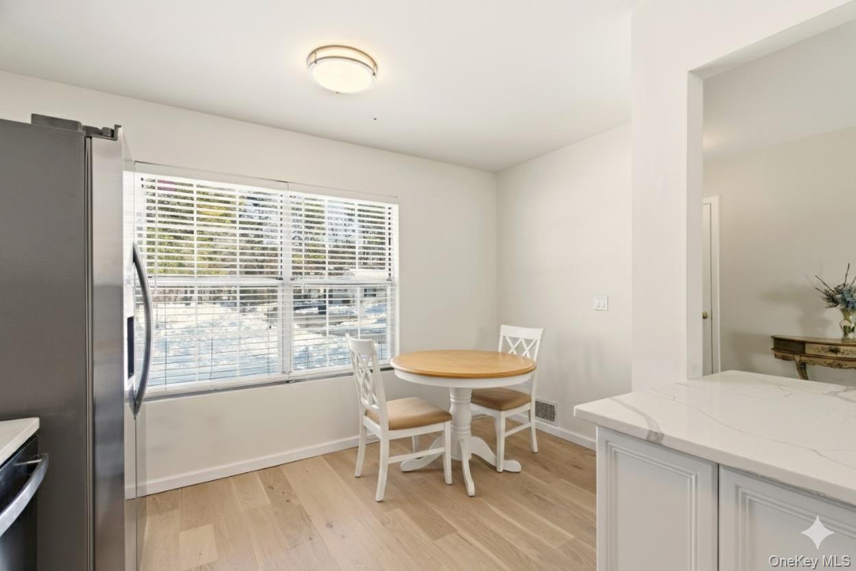 #6 photo, 5 Deer Path, Coram , NY 11727