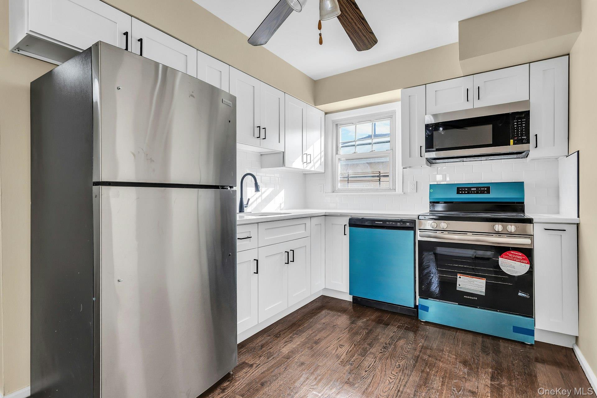 #16 photo, 21 Cochran Place, नासाउ काउंटी Valley Stream , NY 11581