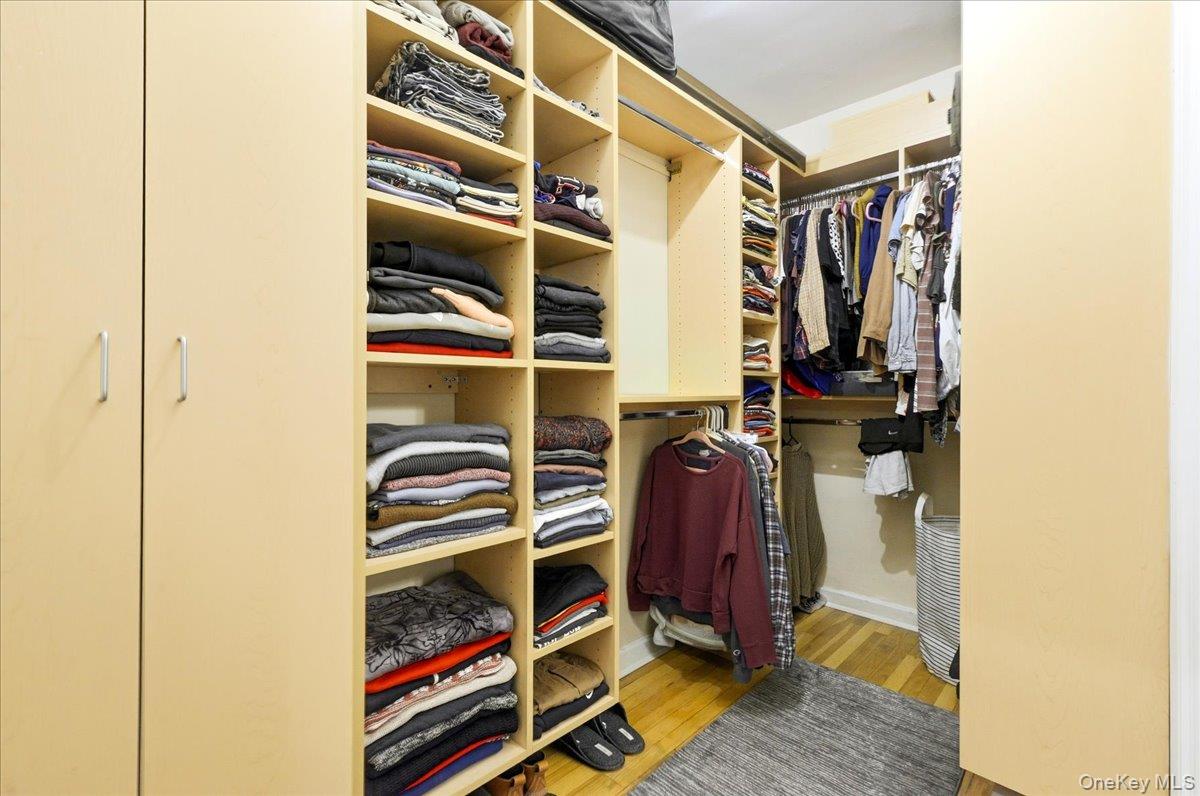 #15 photo, 67-38 108th Street, Forest Hills , NY 11375