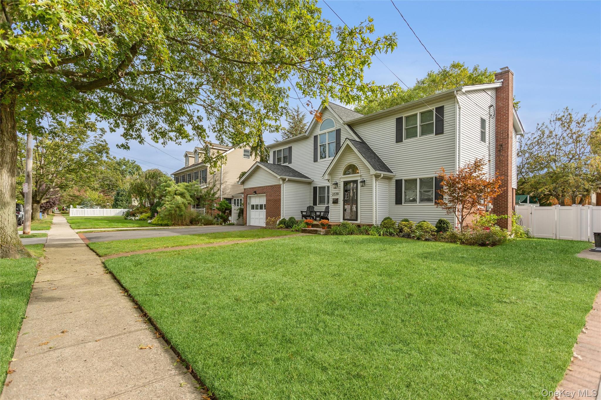 #3 photo, 2539 Washington Avenue, Oceanside , NY 11572