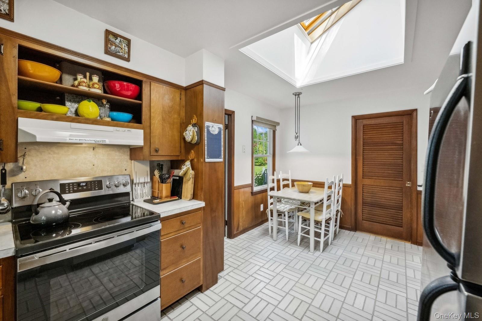 #14 photo, 7 Linda Lane, Hampton Bays , NY 11946