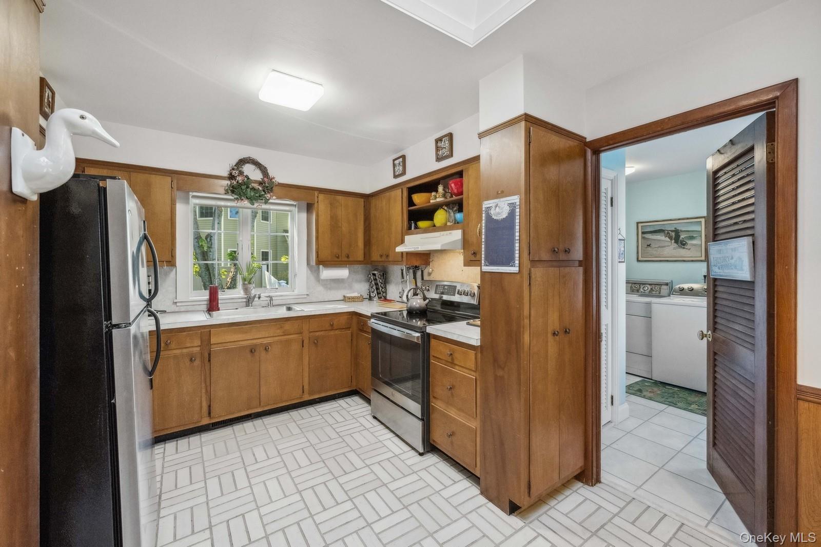 #15 photo, 7 Linda Lane, Hampton Bays , NY 11946