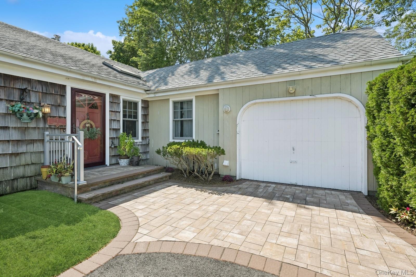 #2 photo, 7 Linda Lane, Hampton Bays , NY 11946