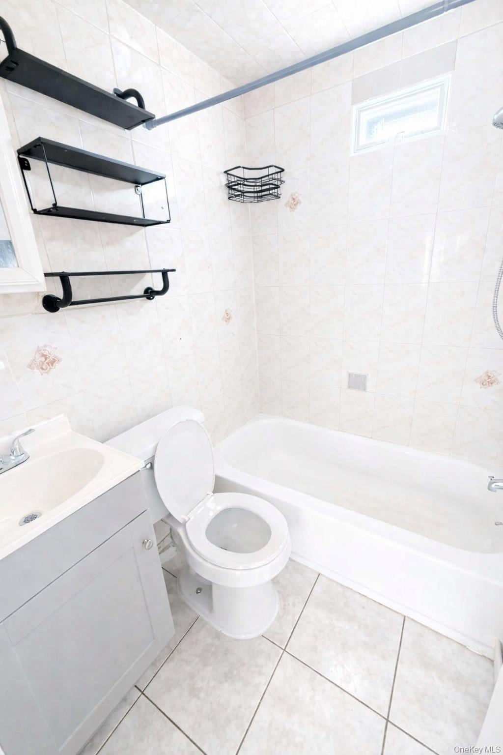 #8 photo, 183 Beach 25th Street, Far Rockaway , NY 11691