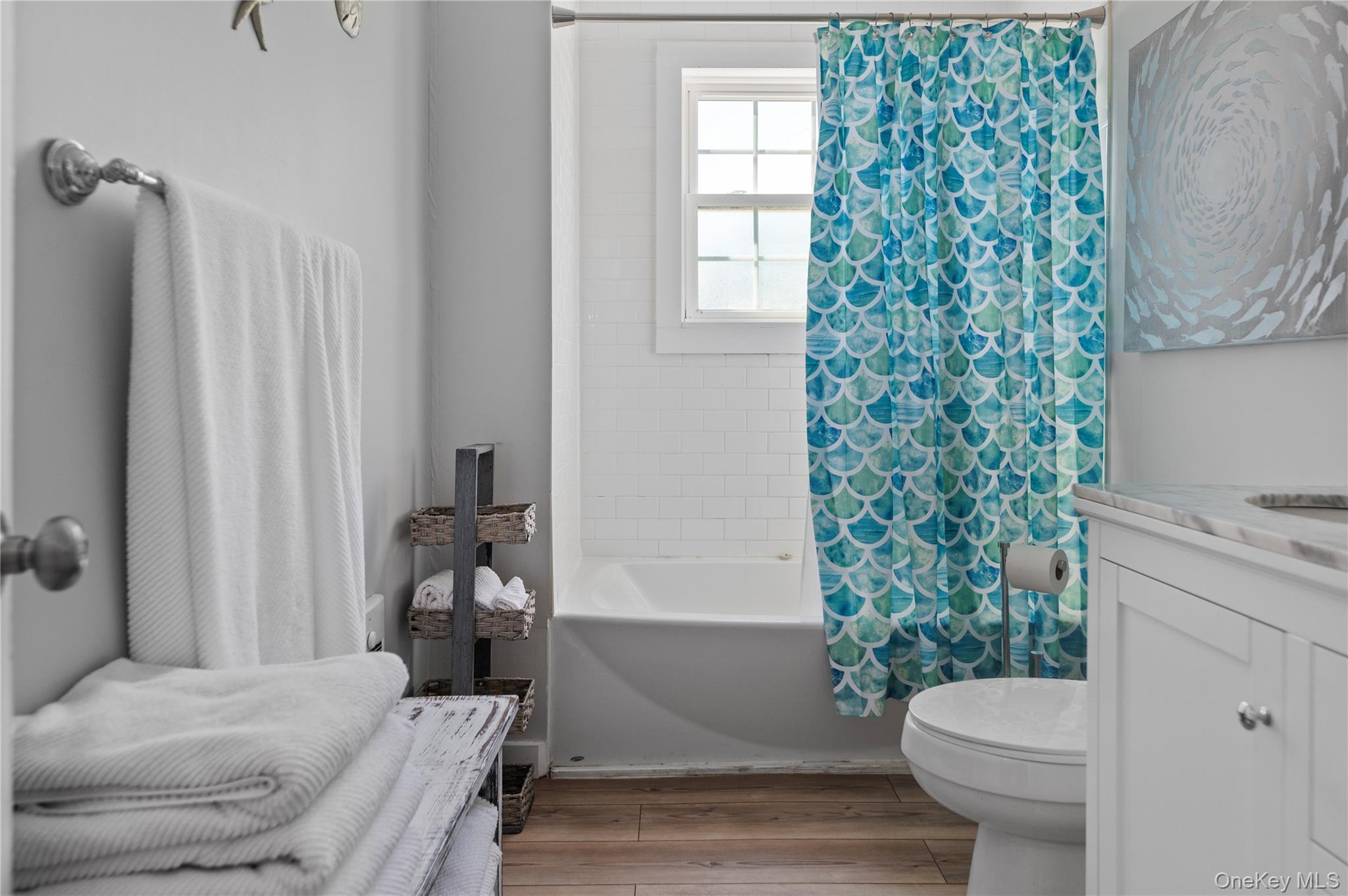 #10 photo, 180 Cottage Walk, Ocean Beach , NY 11770