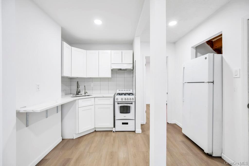 #11 photo, 5494 Expressway Drive, Саффолк ‖ Holtsville , NY 11742