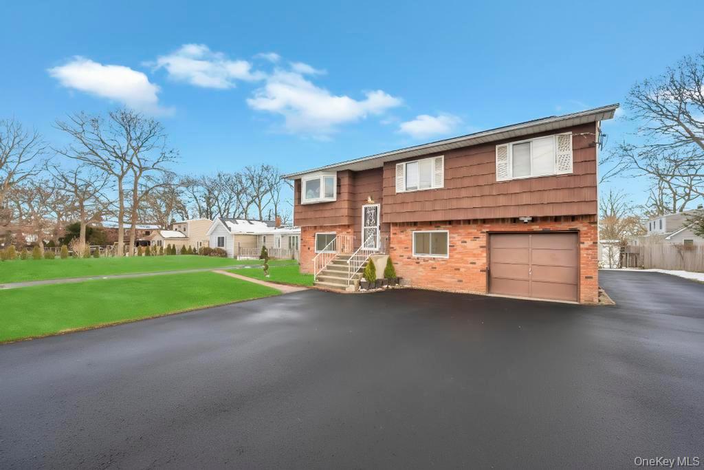 #4 photo, 5494 Expressway Drive, Саффолк ‖ Holtsville , NY 11742