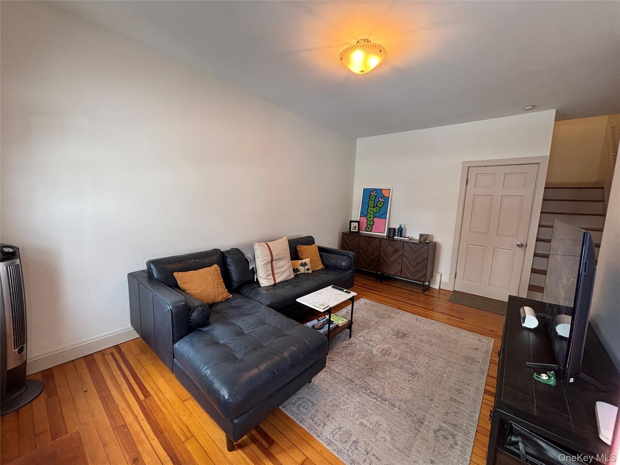 #15 photo, 11 W Bridge Street, Saugerties , NY 12477