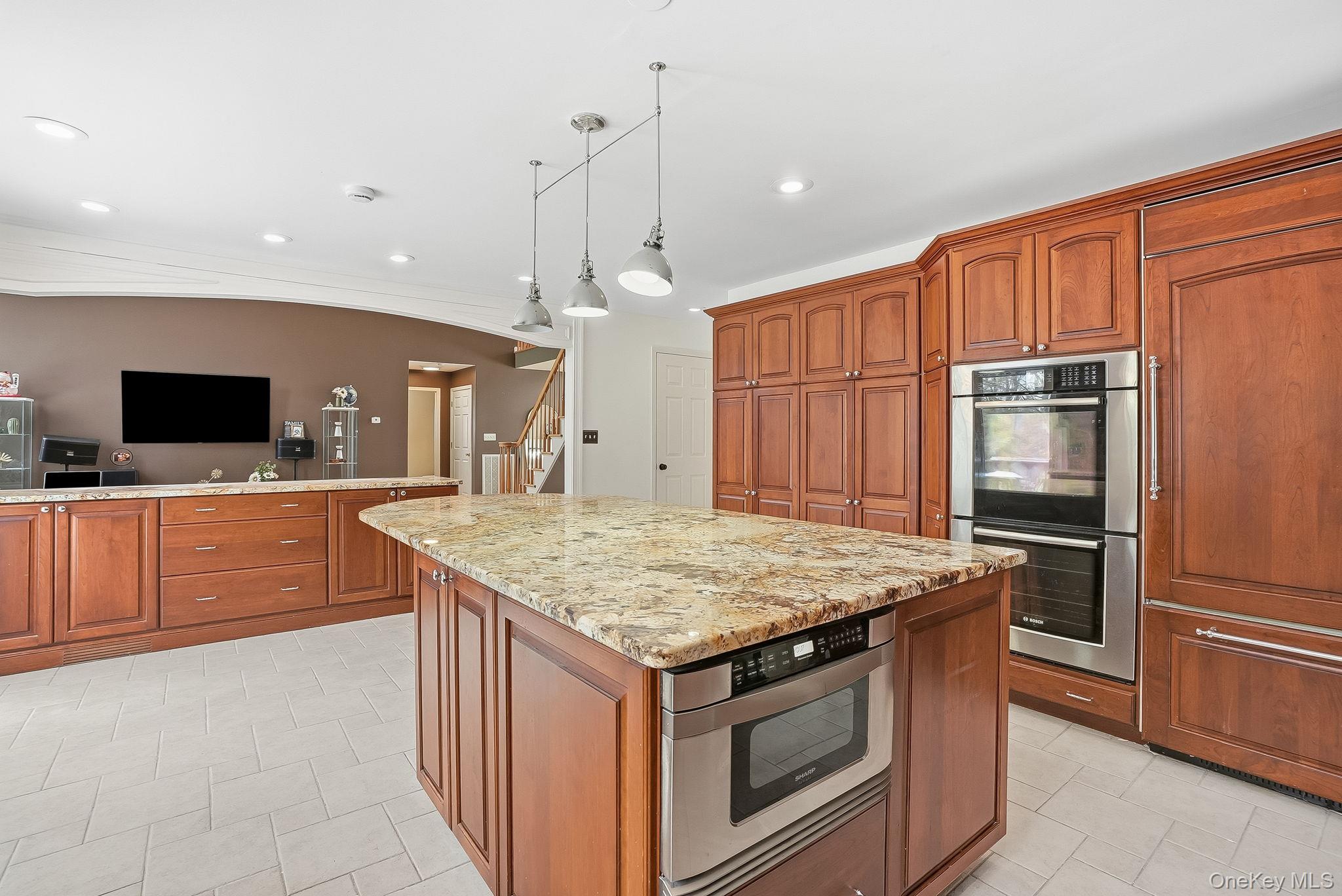 #15 photo, 1010 Pine View, 纽约州 New Windsor , NY 12553