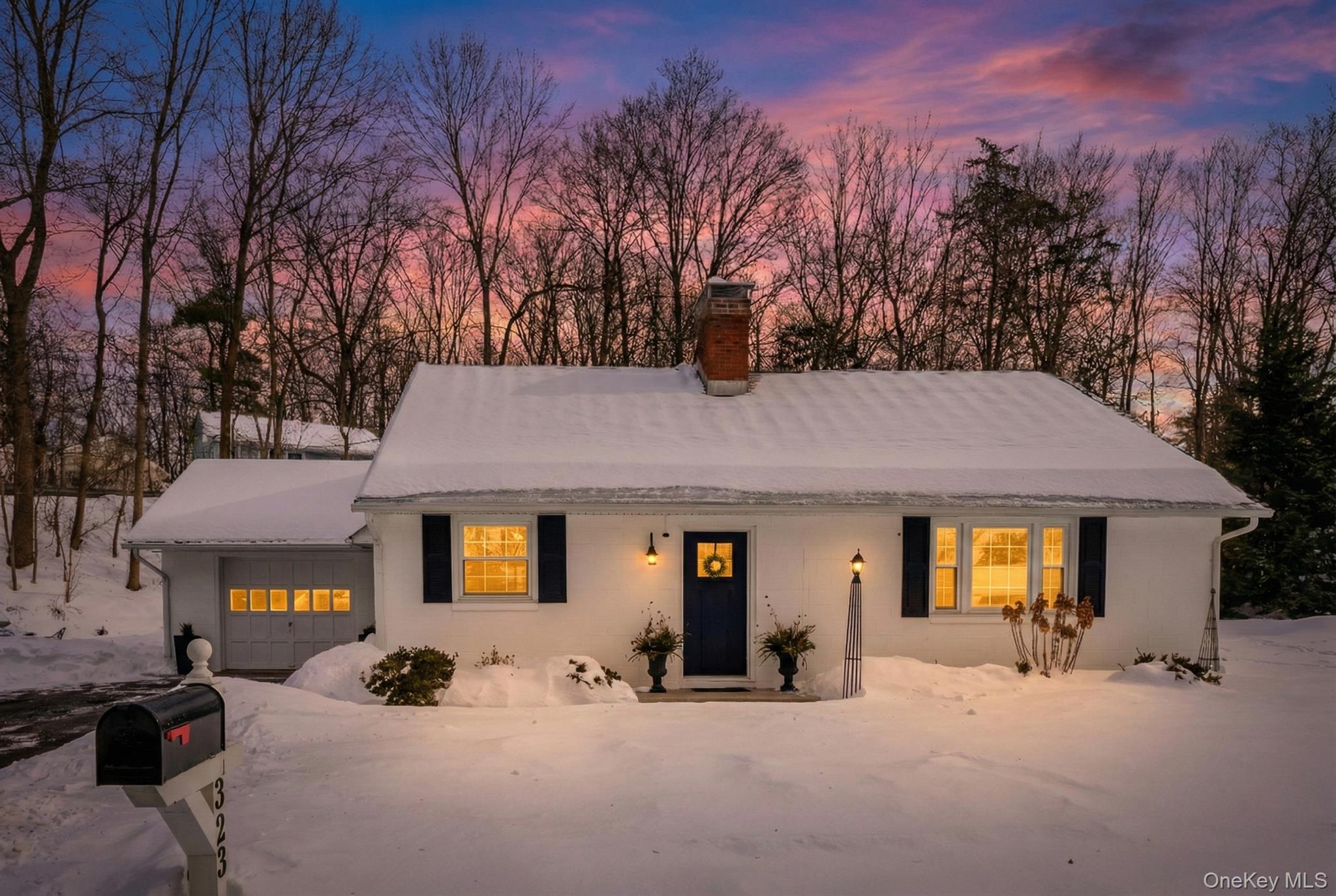 #1 photo, 323 Hillside Avenue, Hurley , NY 12443