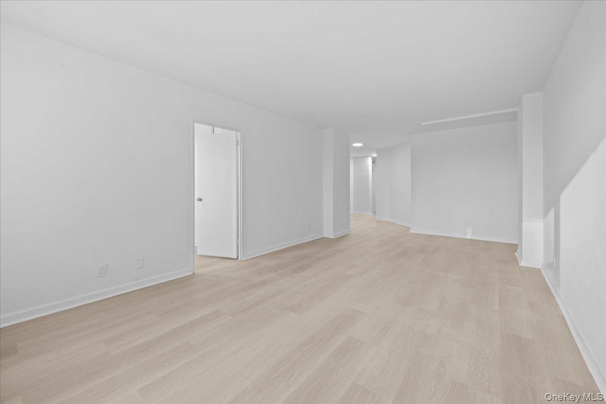 #6 photo, 5700 Arlington Avenue, 布朗士 Bronx , NY 10471