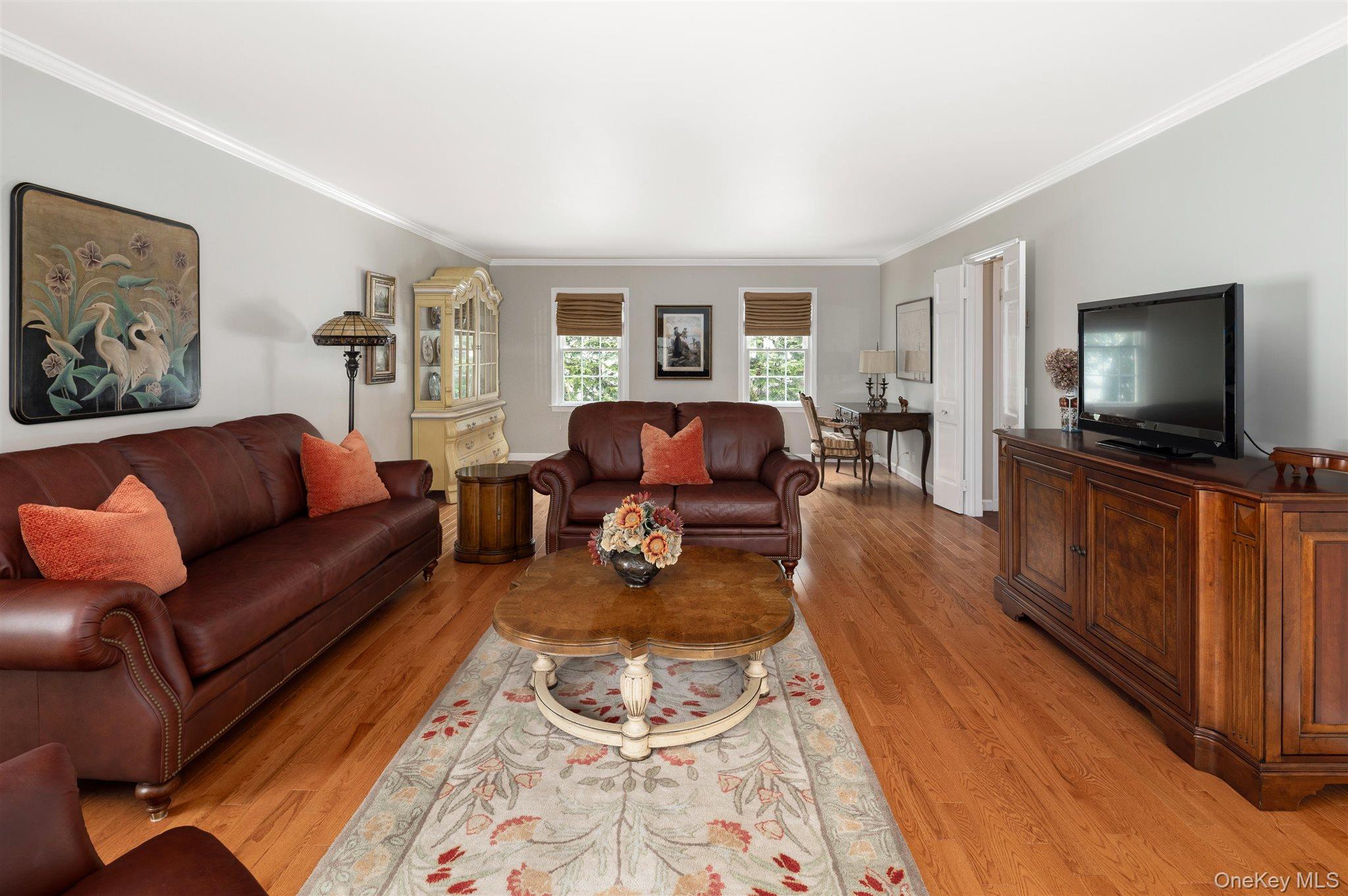 #4 photo, 4 Raemont Road, Granite Springs , NY 10527